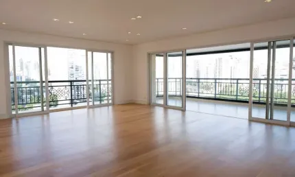 Apartamento com 4 suítes 5 vagas a venda no Itaim Bibi