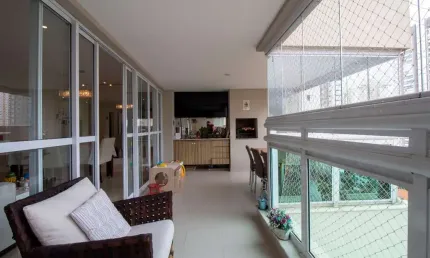 Apartamento com 3 suítes 3 vagas a venda no Campo Belo