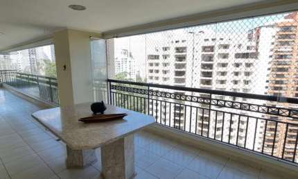 Apartamento com 4 suítes 5 vagas a venda no Morumbi