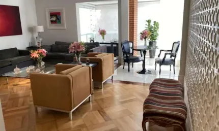 Apartamento com 4 dormitórios 3 vagas a venda em Moema