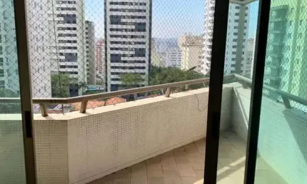 Apartamento com 4 suítes 3 vagas a venda na  Aclimação