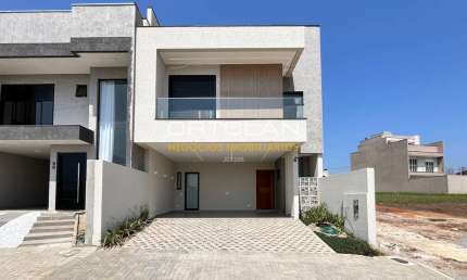Residência Triplex 179m² - 04 Dormitórios - Costeira - São José dos Pinhais-PR