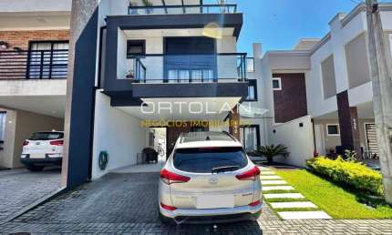 Triplex alto padrão em condomínio fechado 186m² - 04 dormitórios - Costeira - São José dos Pinhais