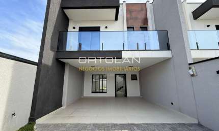 Sobrado Alto Padrão 177m² - 03 Suítes - Cruzeiro - São José dos Pinhais- PR