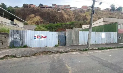 Terreno com 640 m² no Bairro Vila Ideal - Próximo a av. Francisco Valadares, Fripai e a todo comercio e galpões do bairro