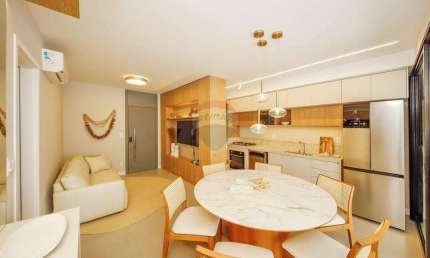 Apartamento 3 quartos sendo 1 Suíte, varanda, com área de lazer no bairro Santa Helena, opção com 2 ou 3 vagas de garagem.