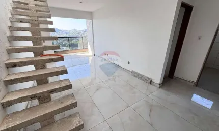 Cobertura a venda próximo ao colégio santa catarina com 3 quartos sendo 1 suíte e varanda gourmet, elevador e 2 vagas.