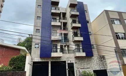 Apartamento na Barão de Cataguases de dois quartos sendo uma suíte, com vaga de garagem.
