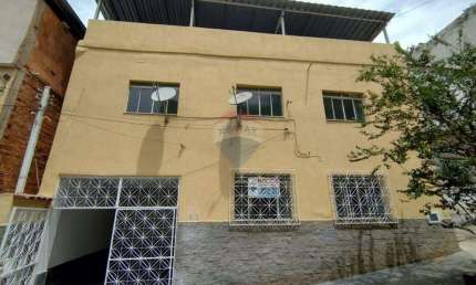 Casa de 04 quartos , sendo uma suíte, 02 salas, 03 banheiros, 01 garagem grande no bairro Santa Cecília, próximo ao Estrela Sul, São Mateus.