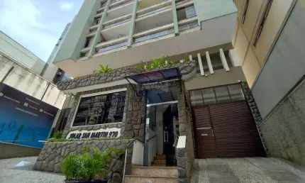 Apartamento locação, mobiliado, 2 quartos, 2 banheiros, área de serviço, sem garagem, na Rua Santo Antônio: Ó