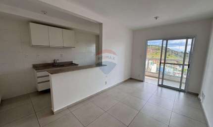Apartamento com 3 quartos com suíte e 2 vagas com área de lazer completa.