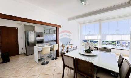 Oportunidade casa com 2 quartos podendo ser revertido para 3 quartos, suíte, cozinha com armários, piscina e área gourmet.