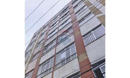 Excelente apartamento de dois quartos, para locação, no Bairro São Mateus, uma região estratégica, próximo a comércios, escolas, transportes públicos.