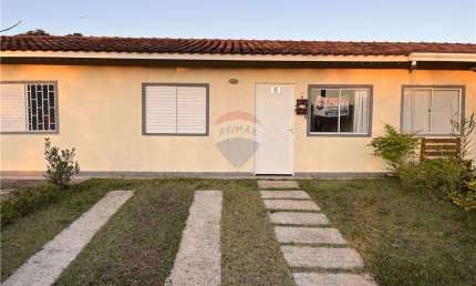 Casa de 2 quartos com 1 vaga para locação no condomínio NEO RESIDENCIAL
