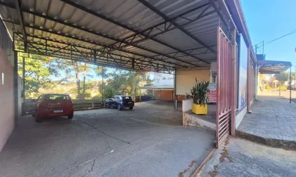 Estacionamento e lava jato em frente ao hospital albert sabin – 14 vagas cobertas para sua comodidade!