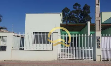 Casa com 3 dormitórios para alugar, 77 m² por R$ 2.621,00/mês - Itacolomi - Balneário Piçarras/SC