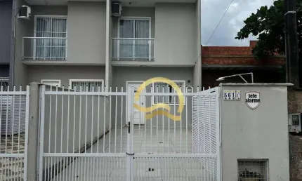 Sobrado com 2 dormitórios à venda, 72 m² por r$ 550.000,00 - itacolomi - balneário piçarras/sc