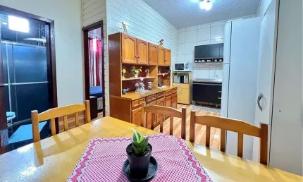 Casa com 5 Quartos à Venda – 240m² | Bairro São José - Canoas/RS