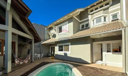 Casa Sobrado dos Sonhos à Venda – Moinhos de Vento, Canoas | 276m²