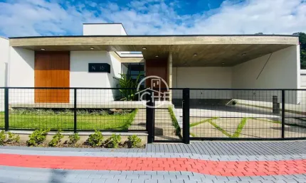 Casa com 3 quartos à venda na Rua Guabirupé, 35, Guabiruba Sul, Guabiruba