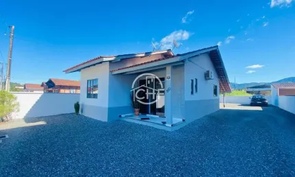 Casa com 3 quartos à venda na Rua Otto Lofhegen, 333, Centro, Guabiruba