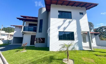 Casa com 3 quartos à venda na Rua Gabriel Siegel, 77, Guarani, Brusque
