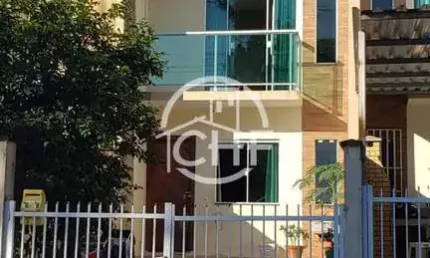 Sobrado com Área de festas, Águas Claras, Brusque - SC
