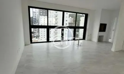 Apartamento a 300m² do mar , Pioneiros, Balneário Camboriú - SC