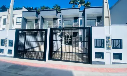Casa com 2 quartos à venda na Rua Oswaldo Heil, 283, Nova Brasília, Brusque