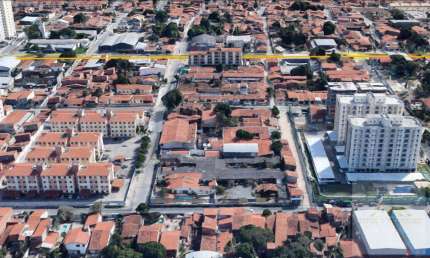 Terreno à venda na Rua Anita Garibaldi, 689, Serrinha, Fortaleza