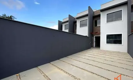 Casa com 3 quartos à venda na Rua Itororó, 442, Bom Retiro, Joinville