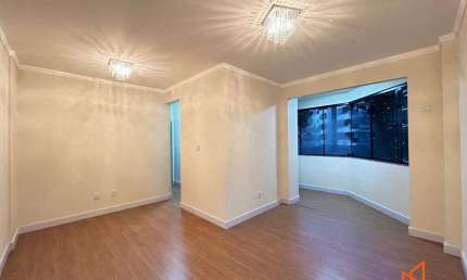 Apartamento com 3 quartos à venda na Rua Arnaldo Moreira Douat, 150, Floresta, Joinville