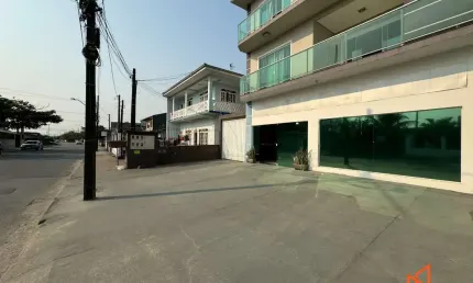 Sala comercial para alugar na Rua Miosotes, 1581, Fátima, Joinville