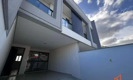 Casa com 3 quartos à venda na Rua Alziro Zarur, 220, Bom Retiro, Joinville