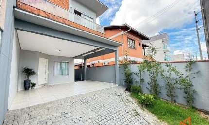 Casa com 3 quartos à venda na Rua Frontin, 422, Iririú, Joinville