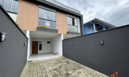Casa com 3 quartos à venda na Rua Eleotério Maia, 143, Guanabara, Joinville
