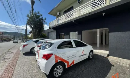 Sala comercial para alugar na Rua João Reinhold, 871, Iririú, Joinville