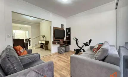 Casa com 2 quartos à venda na Rua Salto Veloso, 365, Iririú, Joinville