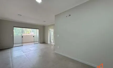 Apartamento com 03 dormitórios no Boa Vista Joinville