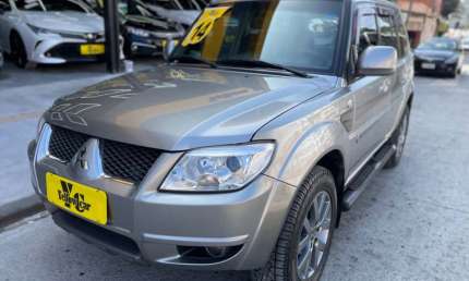 Mitsubishi pajero tr4 tr4 2.0 flex 16v 4x2 aut.