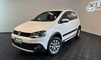 Volkswagen crossfox i motion 1.6 mi t. flex 8v 5p  - branca - 2014/2014
