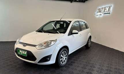 Ford fiesta 1.6 8v flex/class 1.6 8v flex 5p  - branca - 2013/2013