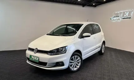 Volkswagen fox connect 1.6 flex 8v 5p  - branca - 2018/2019