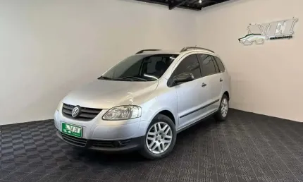 Volkswagen spacefox 1.6/ 1.6 trend total flex 8v 5p  - prata - 2009/2010