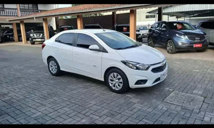 Chevrolet prisma sed. lt 1.4 8v flexpower 4p aut.  - branca - 2017/2018