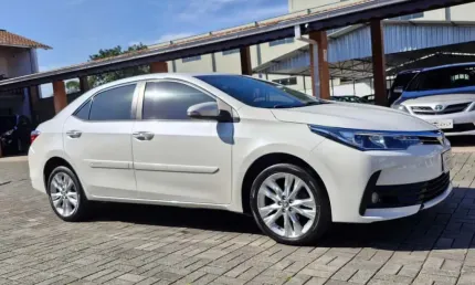 Toyota corolla xei 2.0 flex 16v aut.  - branca - 2017/2018