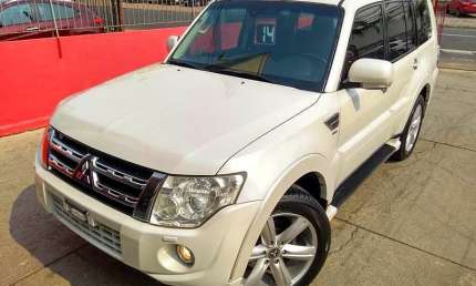 Pajero full-hpe 3.2turbo 4x4 at5 *7lug