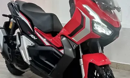 Honda adv scooter