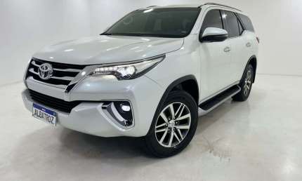 Toyota hilux sw4 srx 4x4 2.8 tdi 16v dies. aut.