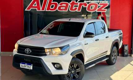 Toyota hilux cd sr chall. 4x4 2.8 tdi dies aut.